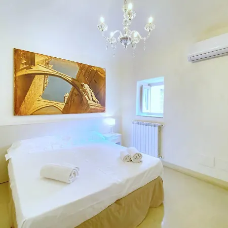 Solemar Sicilia - Monaco Rooms Palermo Exterior photo