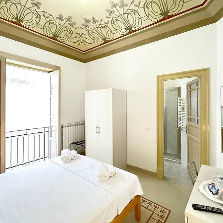 Solemar Sicilia - Monaco Rooms Palermo Exterior photo